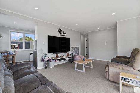 Photo of property in 20 Albion Place, Papakura, 2110