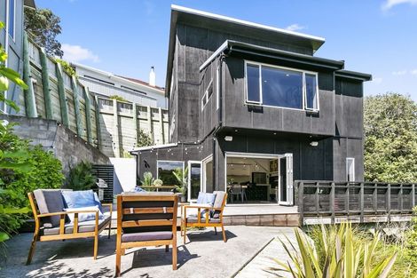 Photo of property in 161a Totara Road, Miramar, Wellington, 6022