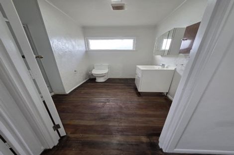 Photo of property in 114 Cargill Street, Papakura, 2110