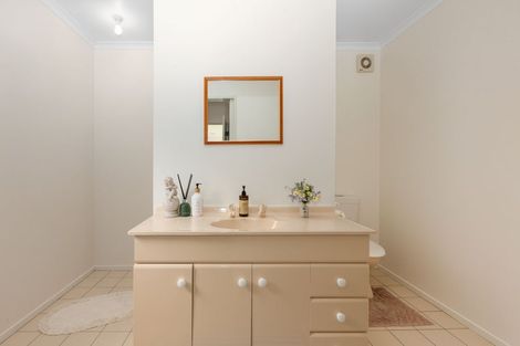 Photo of property in 109 Eskdale Road, Papakowhai, Porirua, 5024