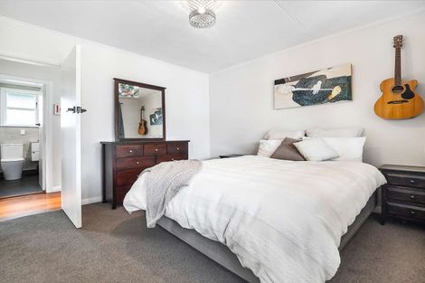 Photo of property in 125 Holland Road, Fairfield, Hamilton, 3214