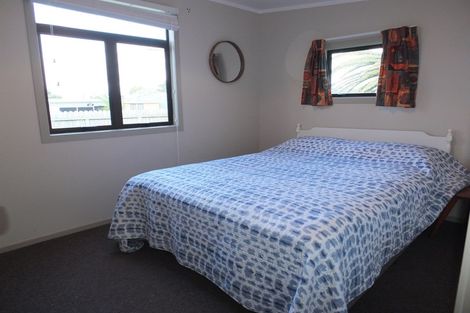 Photo of property in 12 Brown Terrace, Foxton Beach, Foxton, 4815