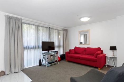Photo of property in Atlas Apartments, 17/49 Maunganui Road, Mount Maunganui, 3116