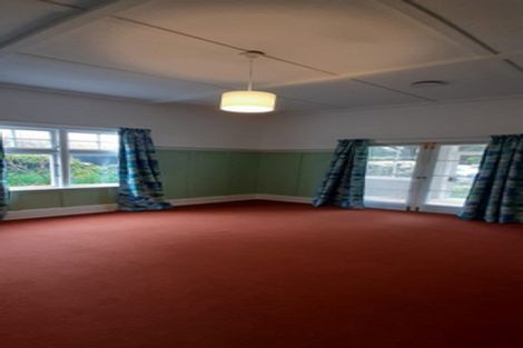 Photo of property in 137 Eglinton Road, Mornington, Dunedin, 9011