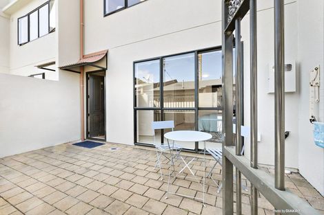 Photo of property in 83h Hill Street, Thorndon, Wellington, 6011