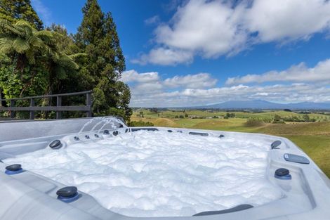 Photo of property in 821 Tariki Road, Ratapiko, Inglewood, 4390