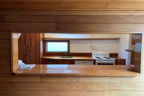 Photo of property in 33 Peacock Street, Christchurch Central, Christchurch, 8013