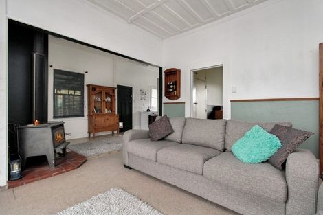 Photo of property in 114 Glengarry Road, Dannevirke, 4978