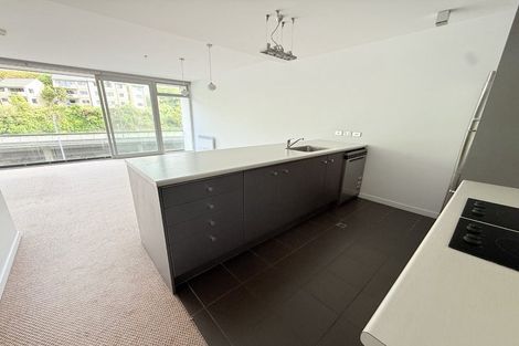 Photo of property in Montreaux Apartments, 3f/164 The Terrace, Wellington Central, Wellington, 6011