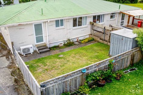 Photo of property in 1/12 Poplar Grove, Ebdentown, Upper Hutt, 5018