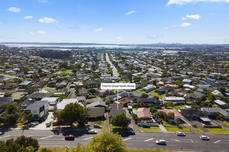 Photo of property in 1/4219 Great North Road, Glendene, Auckland, 0602