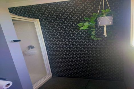 Photo of property in 14 Anaheim Place, Churton Park, Wellington, 6037