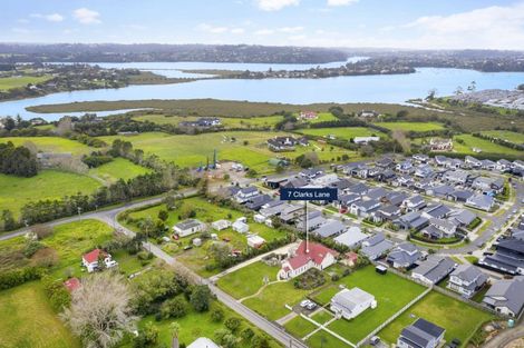Photo of property in 7 Clarks Lane, Hobsonville, Auckland, 0618