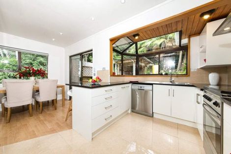 Photo of property in 86 Ayton Drive, Totara Vale, Auckland, 0629