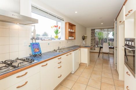 Photo of property in 464 Marine Parade, South New Brighton, Christchurch, 8062