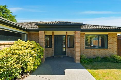 Photo of property in 15 Blowers Place, Halswell, Christchurch, 8025