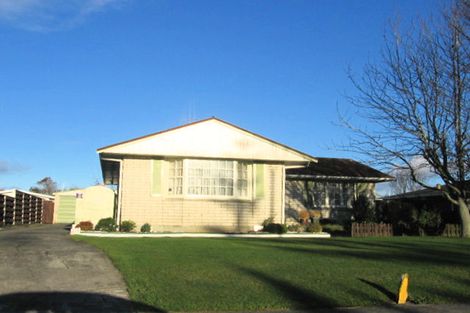 Photo of property in 39 John F Kennedy Drive, Milson, Palmerston North, 4414