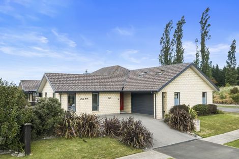 Photo of property in 24 Hakatere Road, Pegasus, 7612