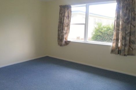 Photo of property in 36a Kingdale Road, Henderson, Auckland, 0610