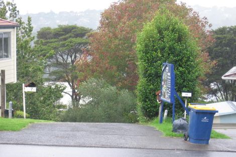 Photo of property in 9 Stallard Place, Glen Eden, Auckland, 0602