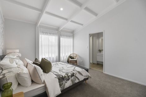 Photo of property in 96 Eliot Street, New Plymouth, 4310