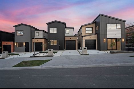 Photo of property in 21 Pohewa Road, Silverdale, 0932