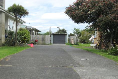 Photo of property in 1/3 View Road, Mangere, Auckland, 2022
