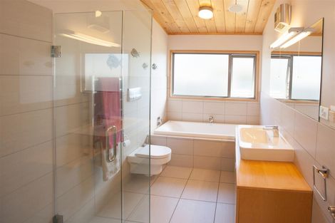 Photo of property in 6 Sams Place, Lake Tekapo, 7999