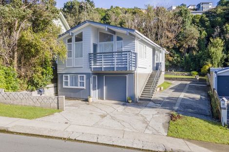 Photo of property in 16 Truscott Avenue, Johnsonville, Wellington, 6037