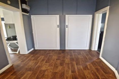 Photo of property in 10 Parakai Street, Paraparaumu, 5032