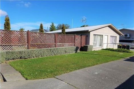 Photo of property in 1/67 Hills Road, Edgeware, Christchurch, 8013