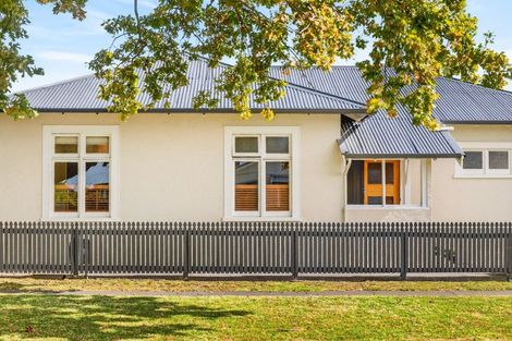 Photo of property in 76 Vigor Brown Street, Napier South, Napier, 4110