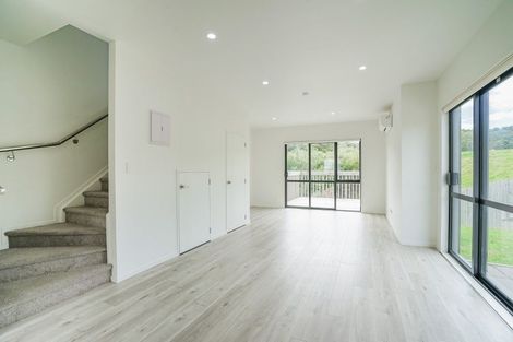 Photo of property in 32b Poruru Close, Papakura, 2110