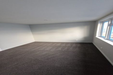 Photo of property in 19 Lambeth Crescent, Northcote, Christchurch, 8052