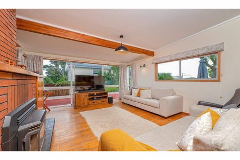 Photo of property in 50 Victoria Avenue, Waiuku, 2123