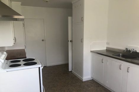 Photo of property in 9 Kotuku Street, Te Atatu Peninsula, Auckland, 0610