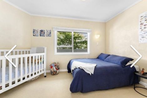 Photo of property in 33 Covil Avenue, Te Atatu South, Auckland, 0610