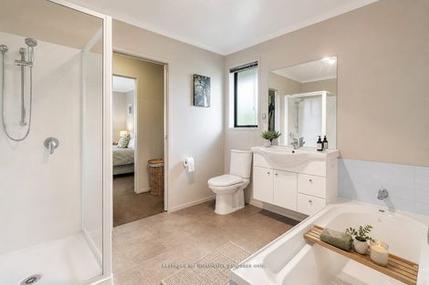 Photo of property in 6 Atkins Way, Ohauiti, Tauranga, 3112