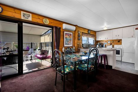 Photo of property in 4 Surrey Street, Hawera, 4610