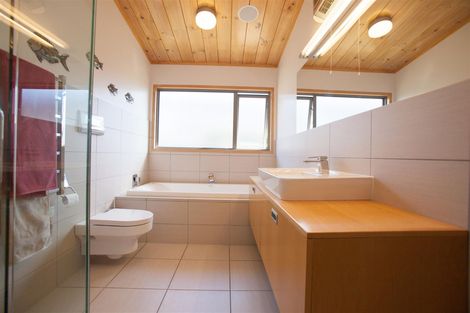 Photo of property in 6 Sams Place, Lake Tekapo, 7999