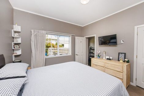 Photo of property in 3 Medway Street, Rongotea, 4476