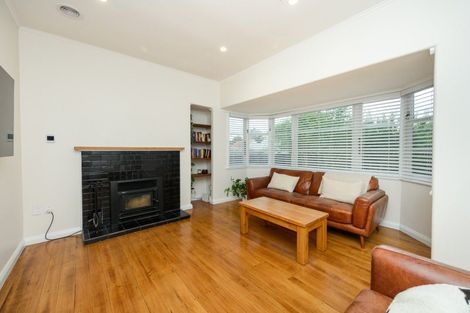 Photo of property in 97 Savage Crescent, West End, Palmerston North, 4412