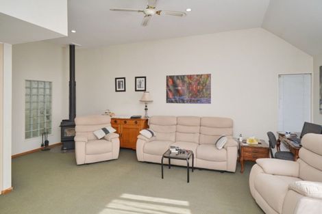 Photo of property in 12 Milesbrook Close, Rangiora, 7400