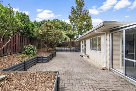 Photo of property in 2 Ashdown Place, Pahurehure, Papakura, 2113