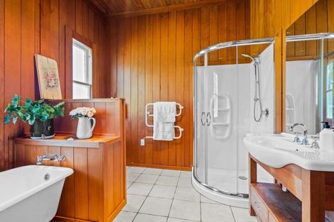 Photo of property in 199 Apotu Road, Kauri, Kamo, 0185