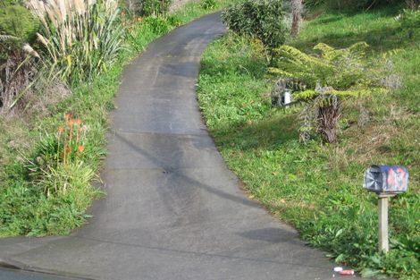 Photo of property in 43 Stillwater Crescent, Stillwater, Silverdale, 0993