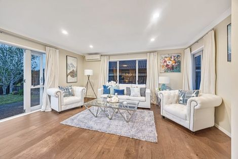 Photo of property in 8 Baverstock Road, Flat Bush, Auckland, 2016