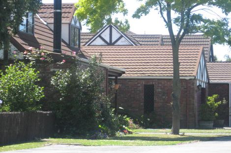 Photo of property in 33a Lochee Road, Upper Riccarton, Christchurch, 8041