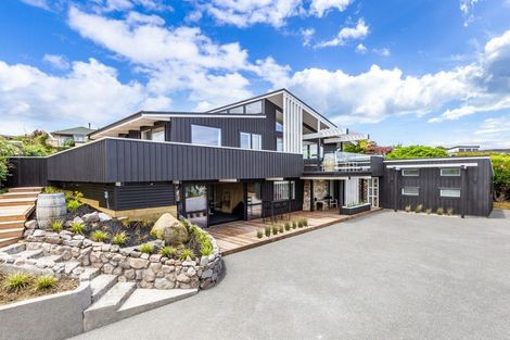 Photo of property in 224 Lake Terrace, Waipahihi, Taupo, 3330