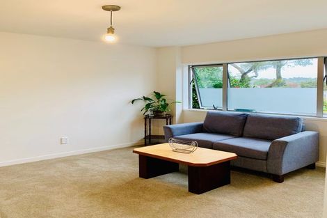 Photo of property in 22 Scotstoun Place, Glen Eden, Auckland, 0602